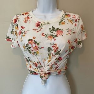 Forever 21 off-white floral tee (not cropped) size small